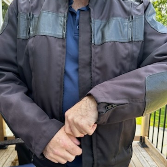 Sreaming Eagle motorcycle jacket - Picture 2 of 4